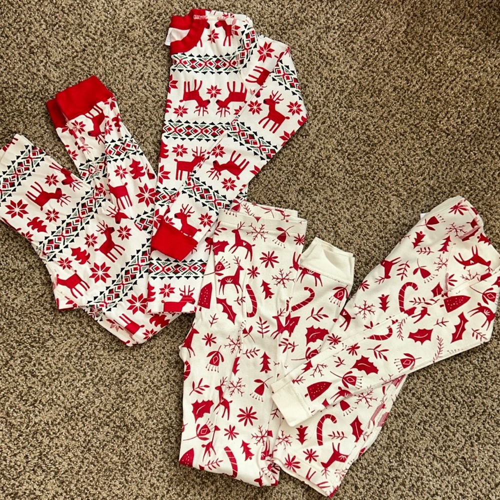 Hanna Andersson / Holiday Pajamas- set of 2